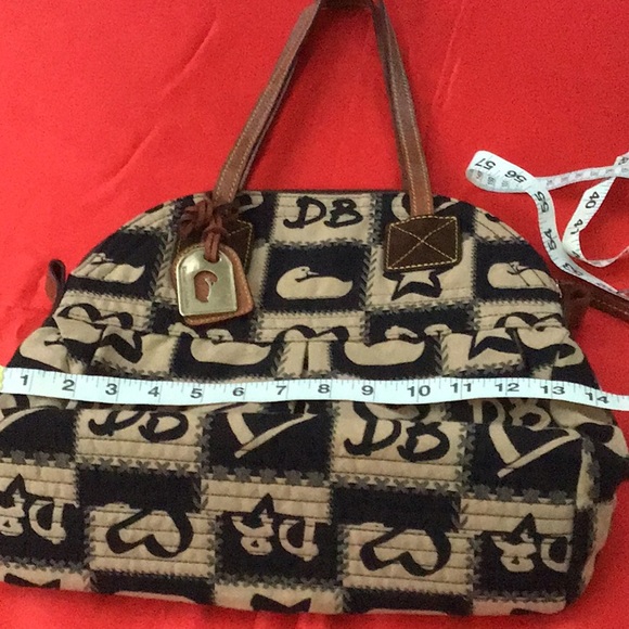 EUC Dooney&Bourke bag - Picture 2 of 5